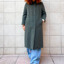 Load image into Gallery viewer, Loden coat Burberry 70s
