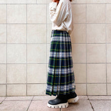 Load image into Gallery viewer, Kilt Burberry 80s
