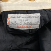Load image into Gallery viewer, Tuxedo a tre pezzi in lana nero 1957
