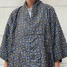Load image into Gallery viewer, Kimono giapponese antico
