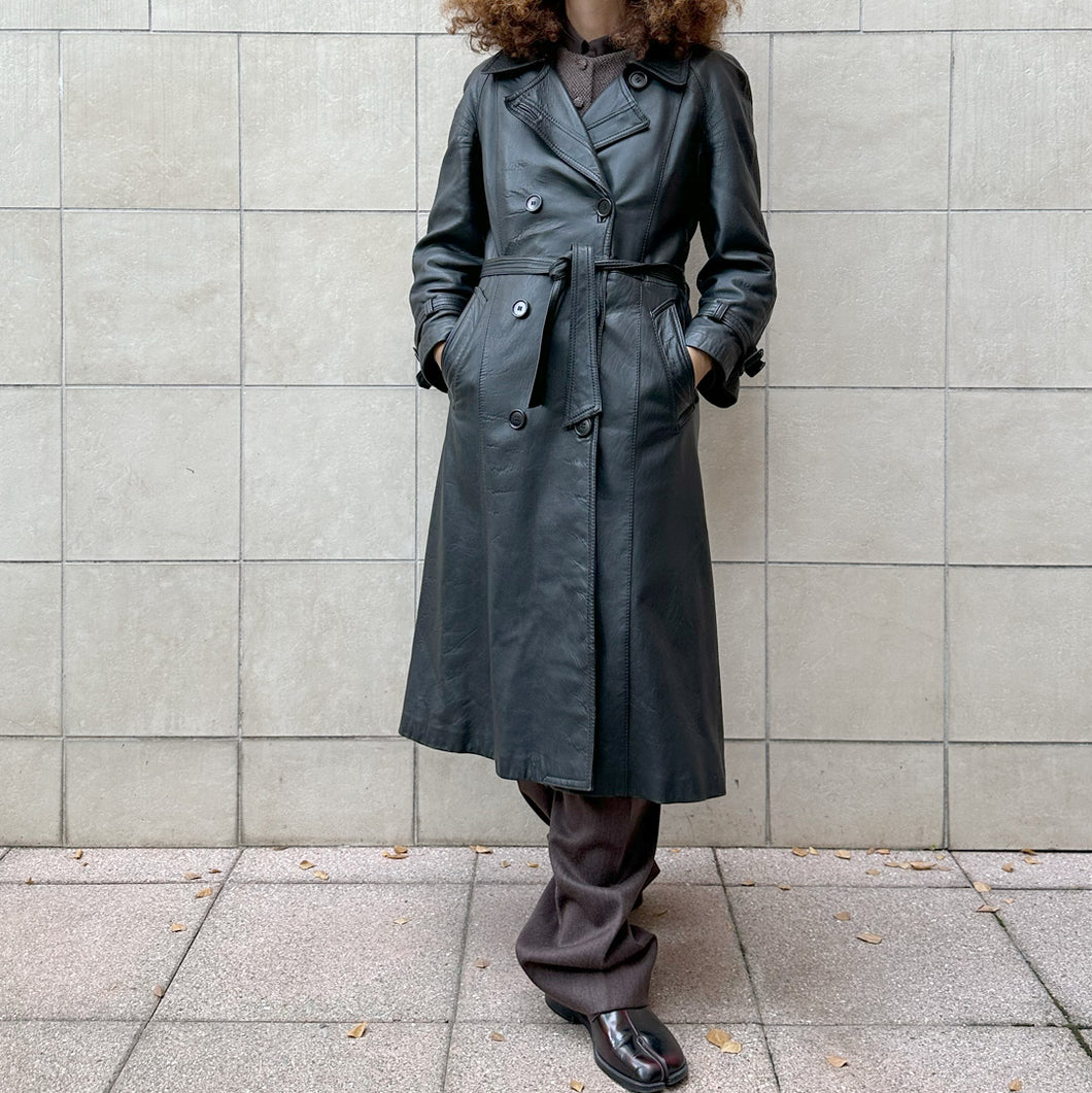 Trench in pelle nera 70s