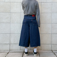 Load image into Gallery viewer, Gonna pantalone engineered Levis 2000s
